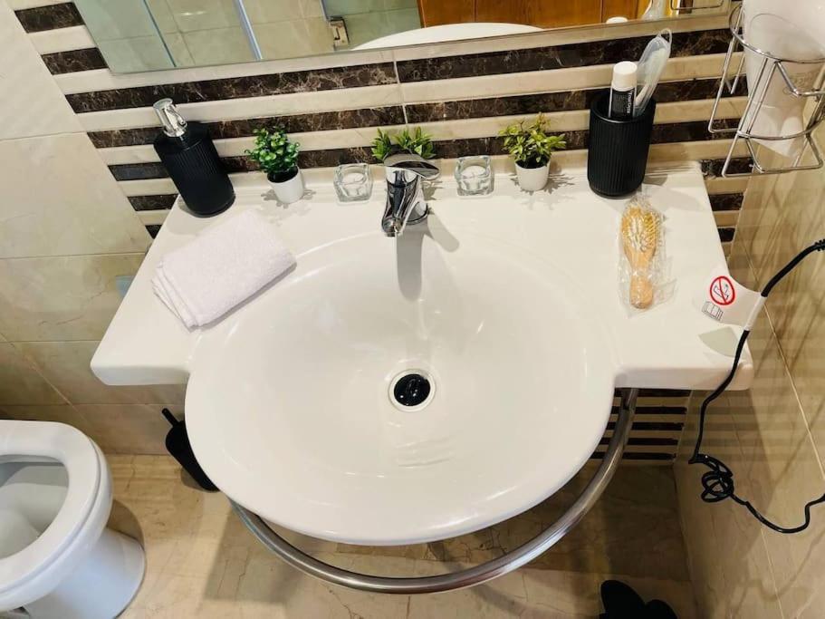 A 2 Minutes De Casa Finance City, Appartement Avec 2 Chambres 카사블랑카 외부 사진